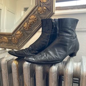 Vintage Black Italian Kitten Heel Boots 40